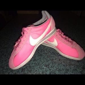 Cortez Hot pink hard to find Nike